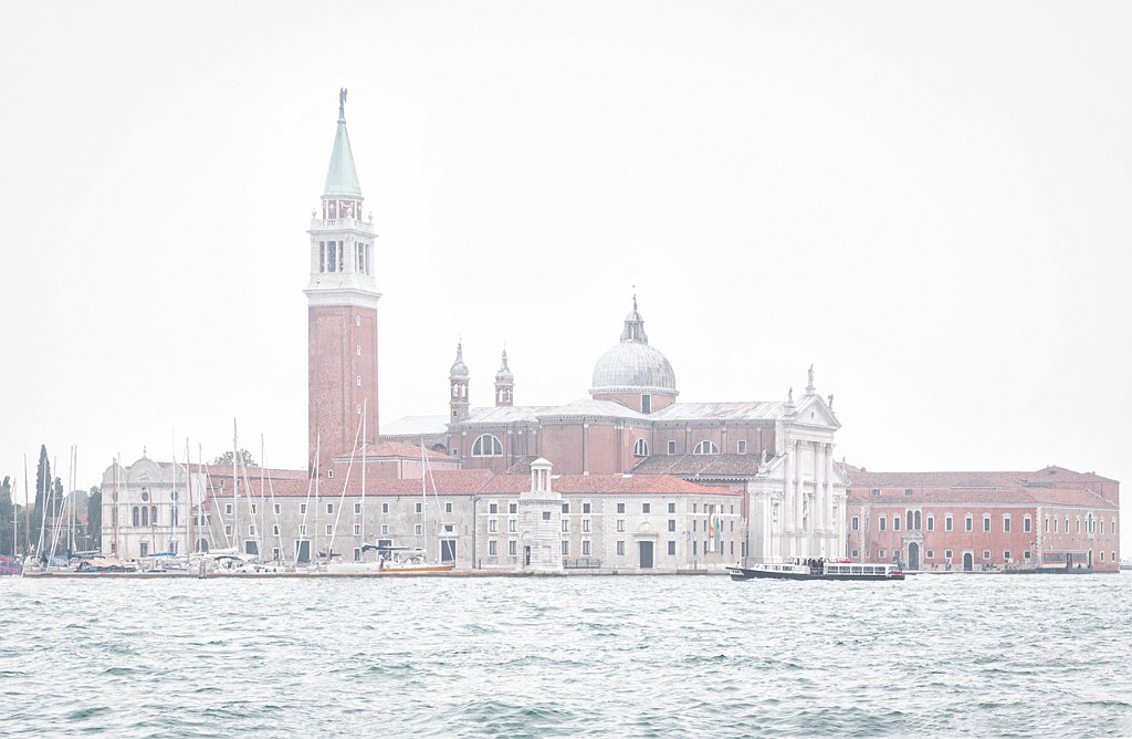 5 - VENEZIA - SAN GIORGIO TRA LA NEBBIA.jpg